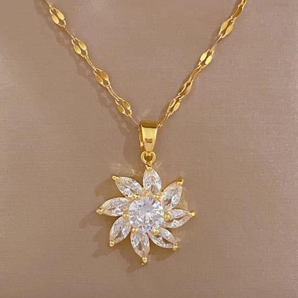 Gold Floral Pendant Necklace - Picture 3 of 3
